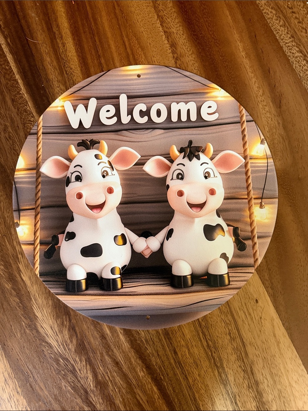 Welcome Cow Double Figurine Wall Sign - White